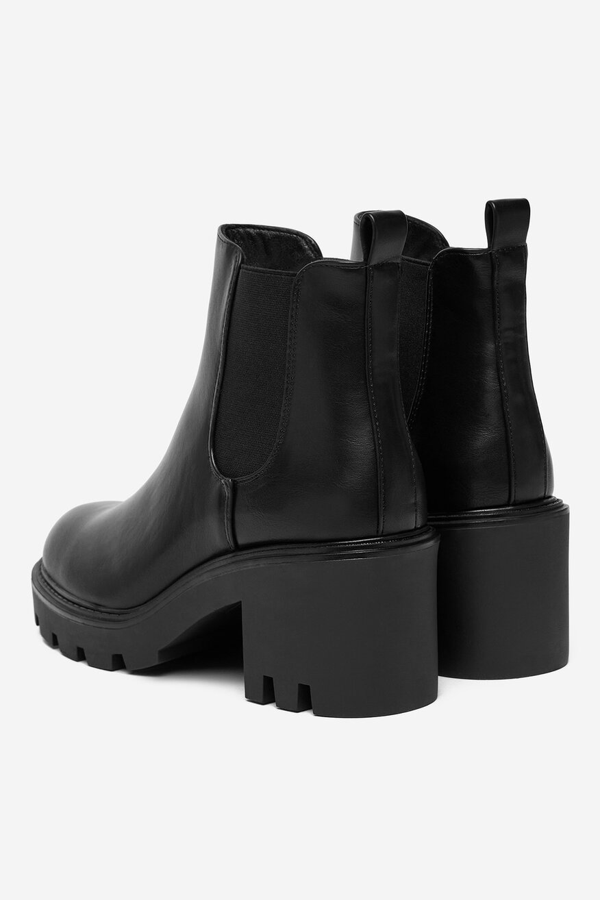 
                Ботильйони DeeZee ЧОРНИЙ - 5904410912470