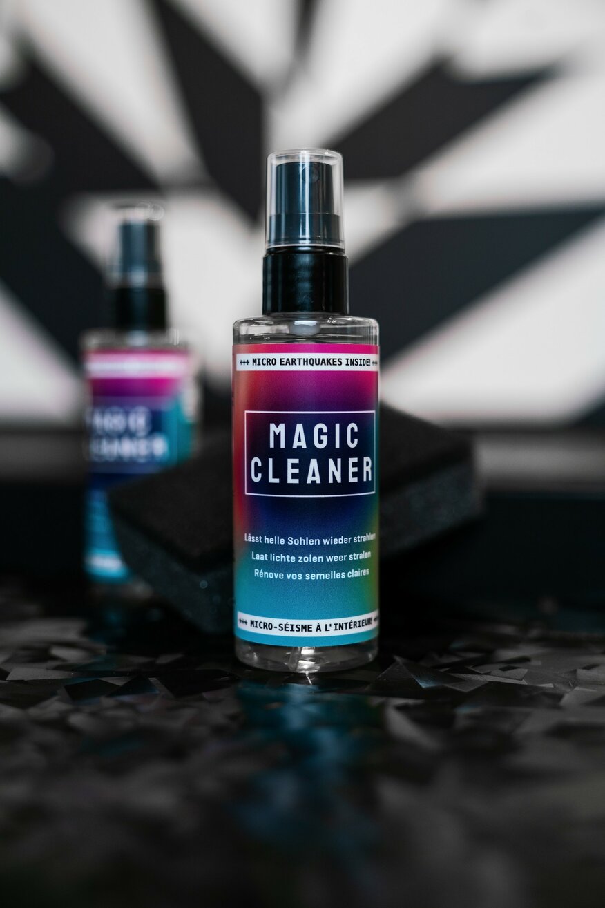 
                BAMA - Płyn czyszczący uniwersalny bezbarwny - 4053201061635