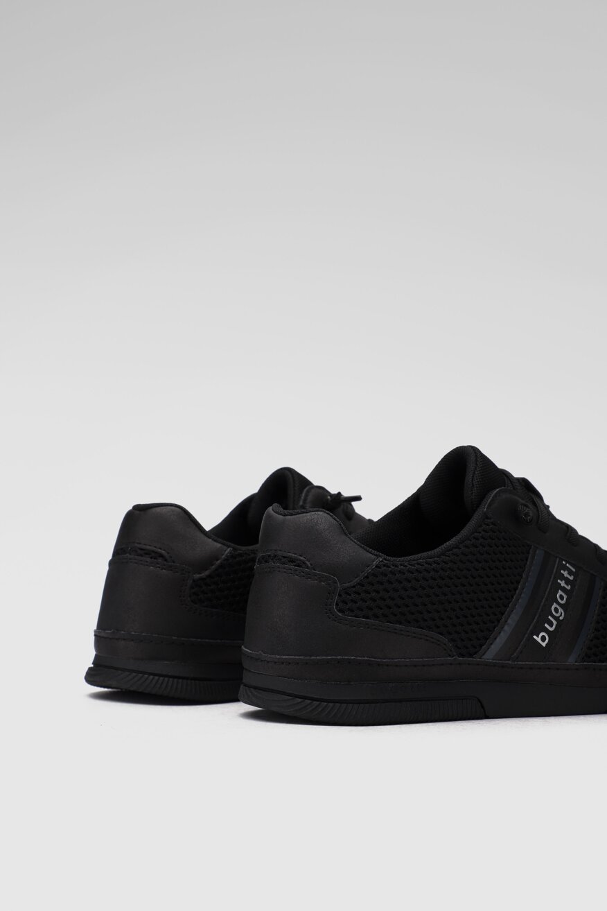 
                Bugatti - Półbuty czarne - 5903698251837
