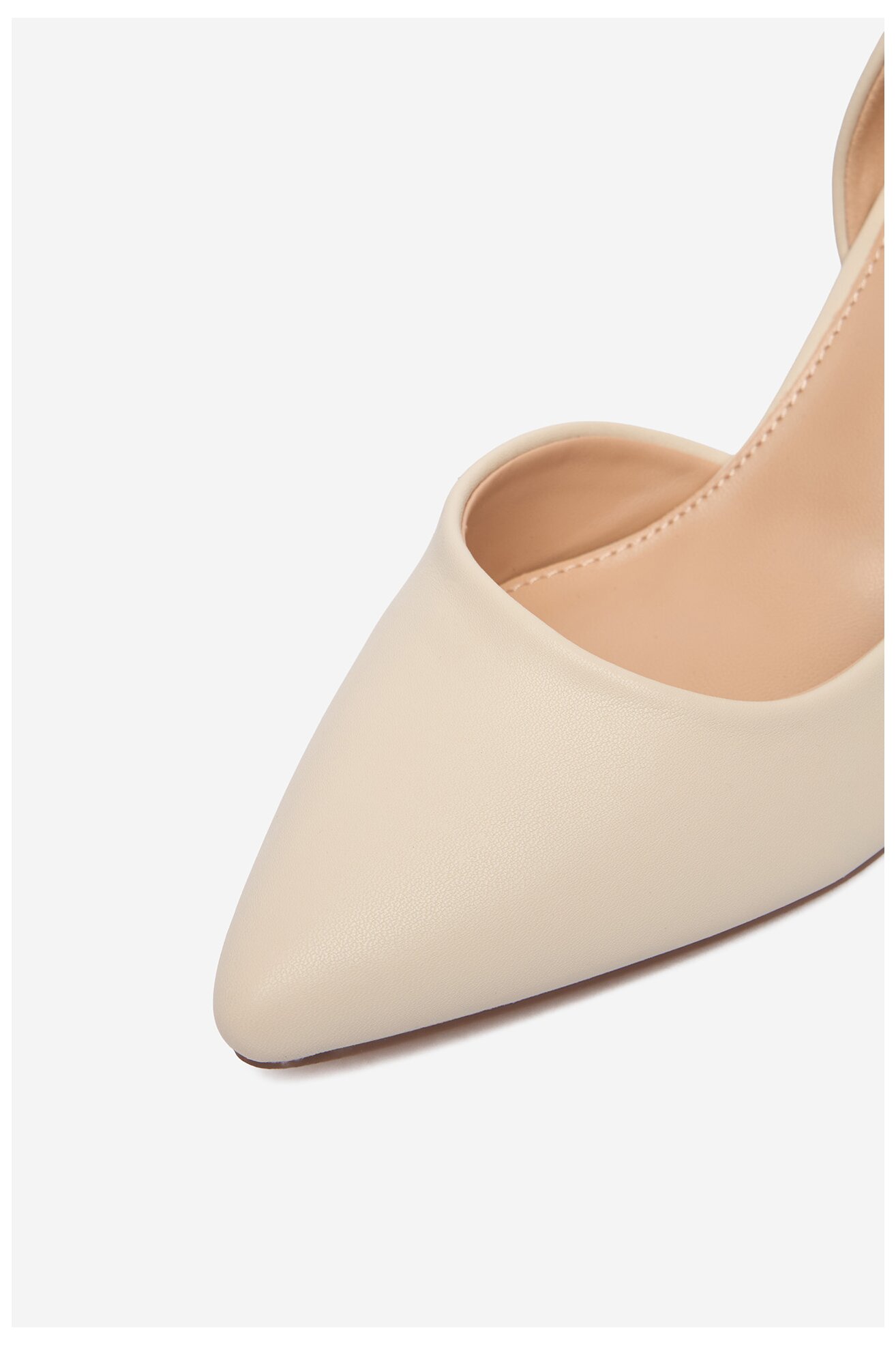 Czółenka Jenny CEO-WSS21576-01 Beżowy