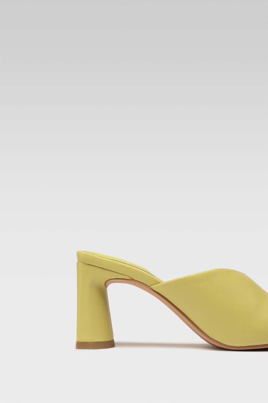 
                Jenny Fairy - Klapki na obcasie zielone - 5903698475738