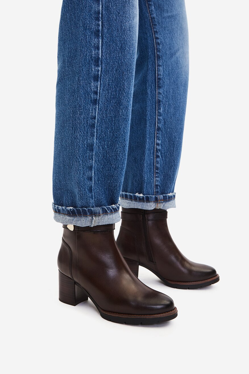 
                        Bokacsizma Lasocki CEO-WB-TATIANA-26 BARNA - 5906751358931