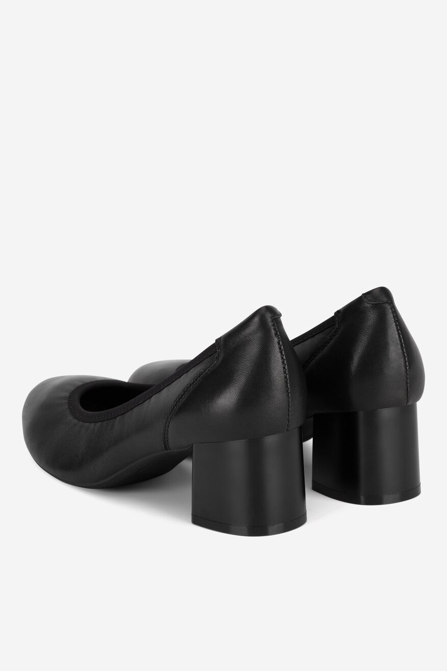 
                Lasocki - Czółenka skórzane - 5903419919527