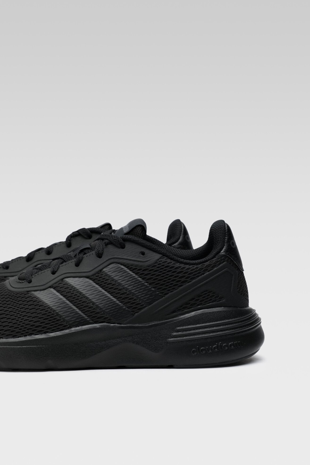 Obuwie sportowe adidas NEBZED GX4274 Czarny