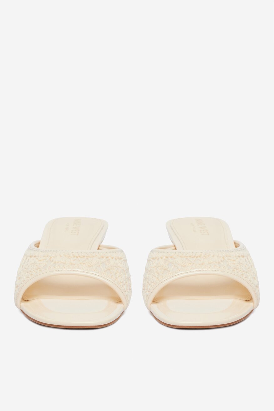 
                Джапанки NINE WEST СВЕТЛОБЕЖОВ - 5907964034902