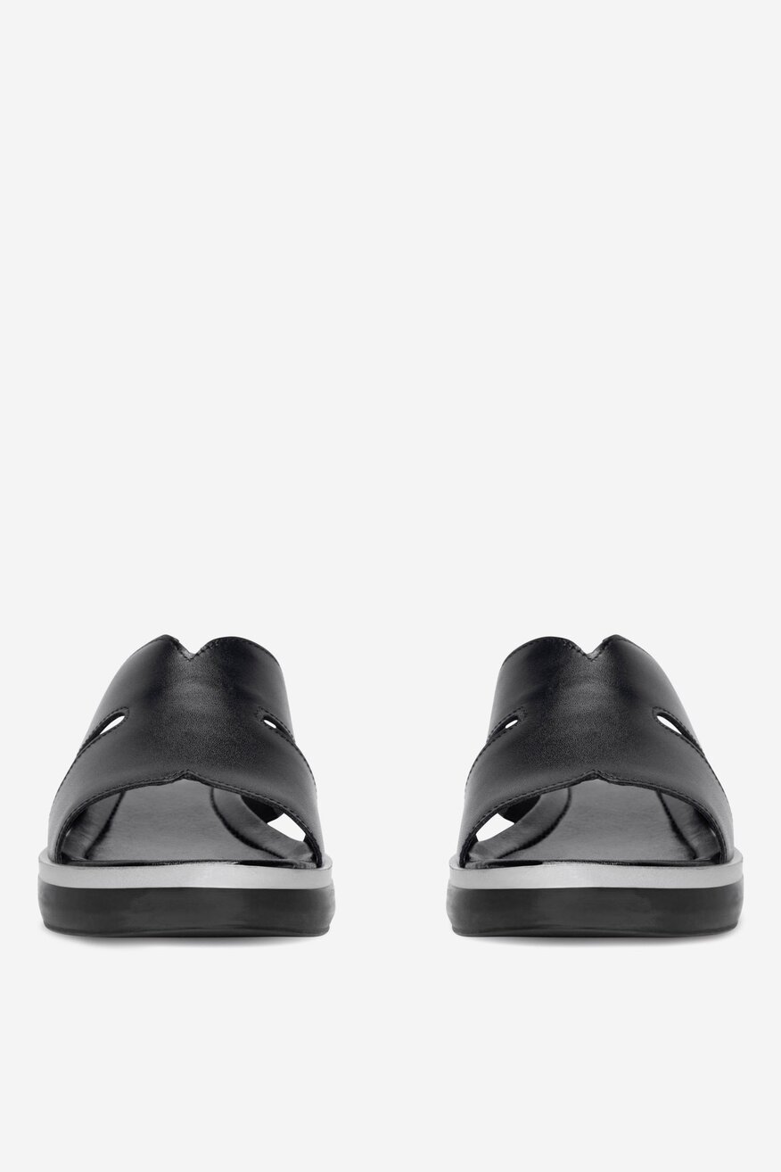 
                Lasocki - Klapki skórzane na koturnie - 5905588573647