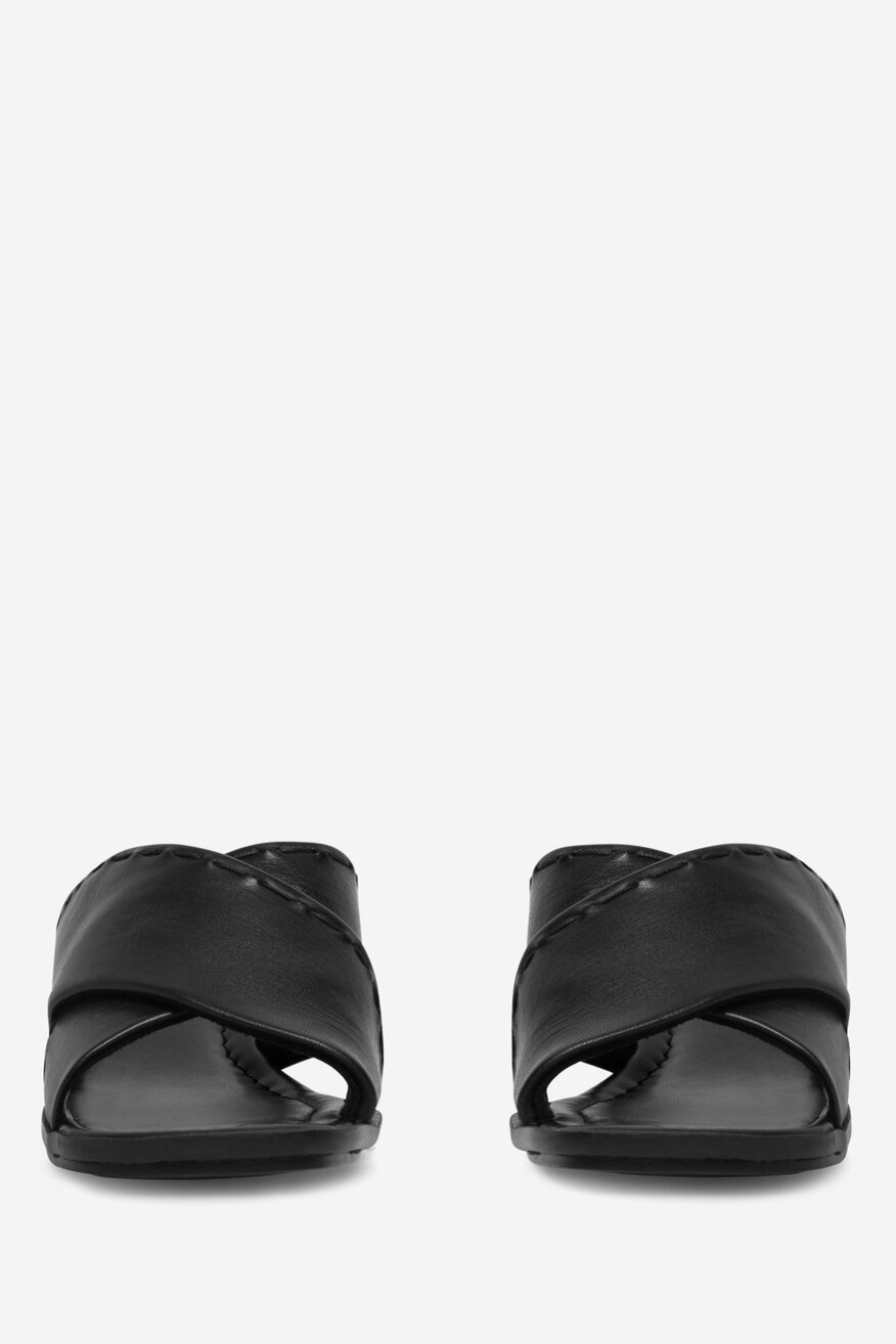 
                Rieker - Skórzane klapki - 2230056256320