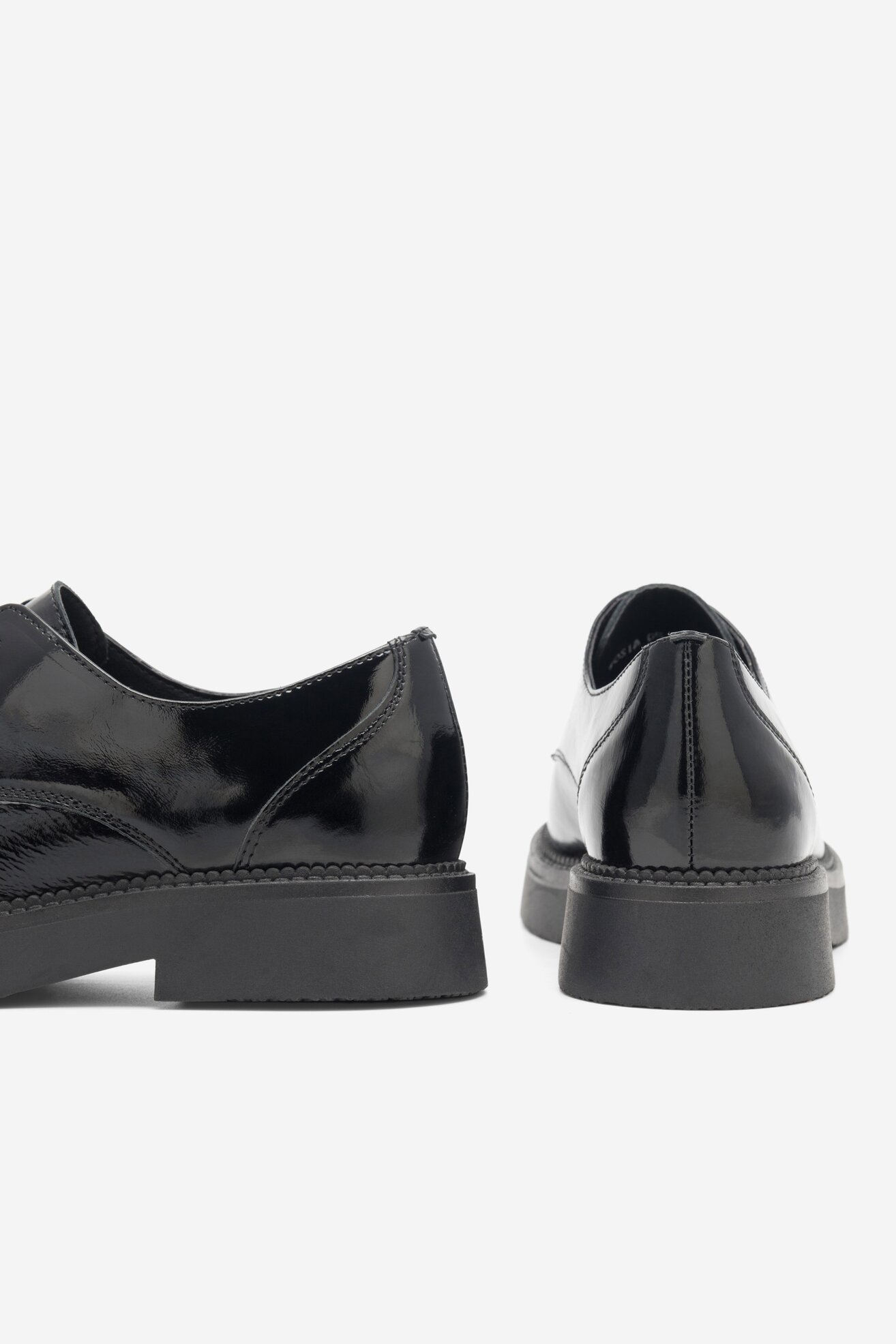 Półbuty Lasocki WI23-TOSSIA-05 Czarny