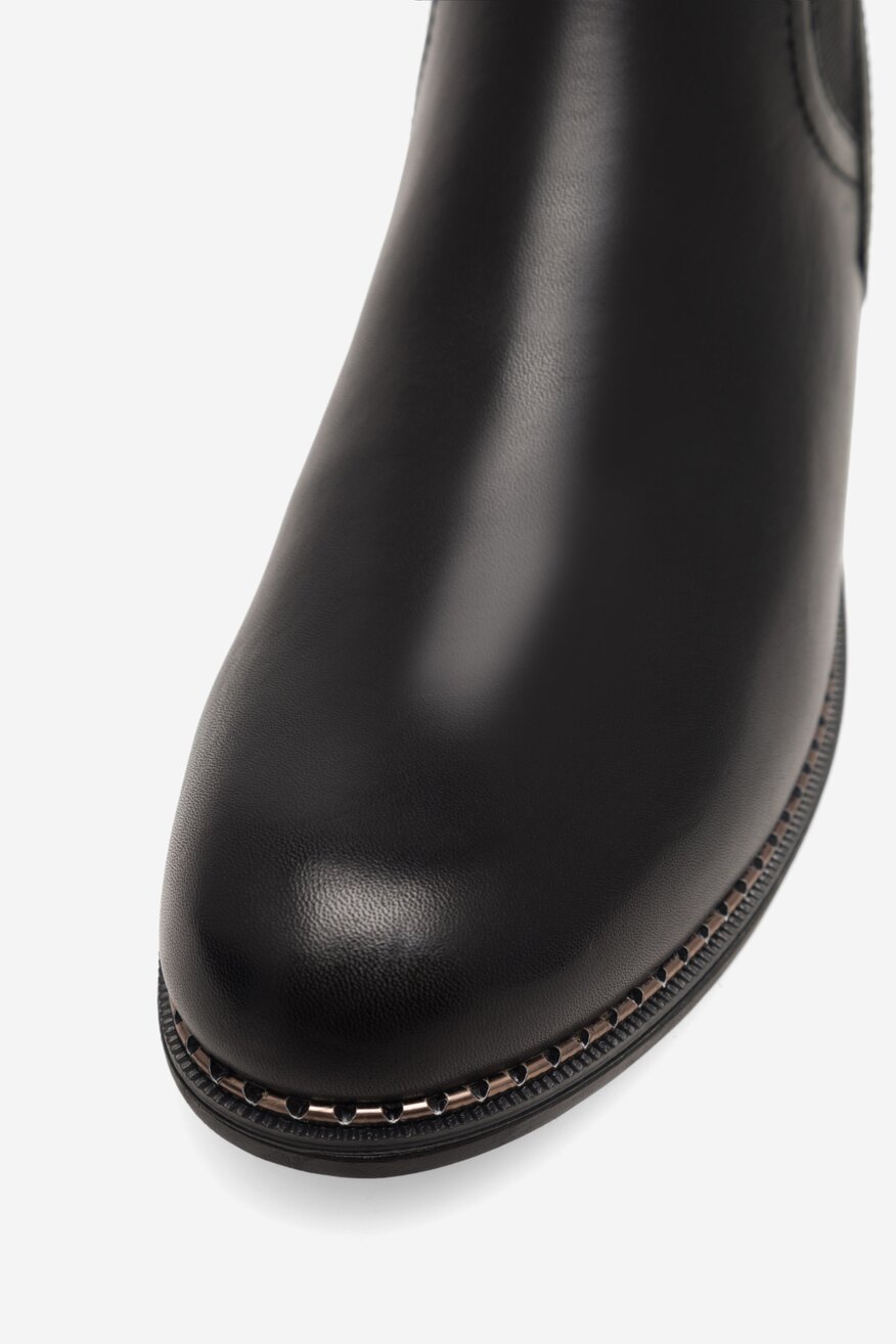 
                Ghete Lasocki NEGRU - 5905588060543