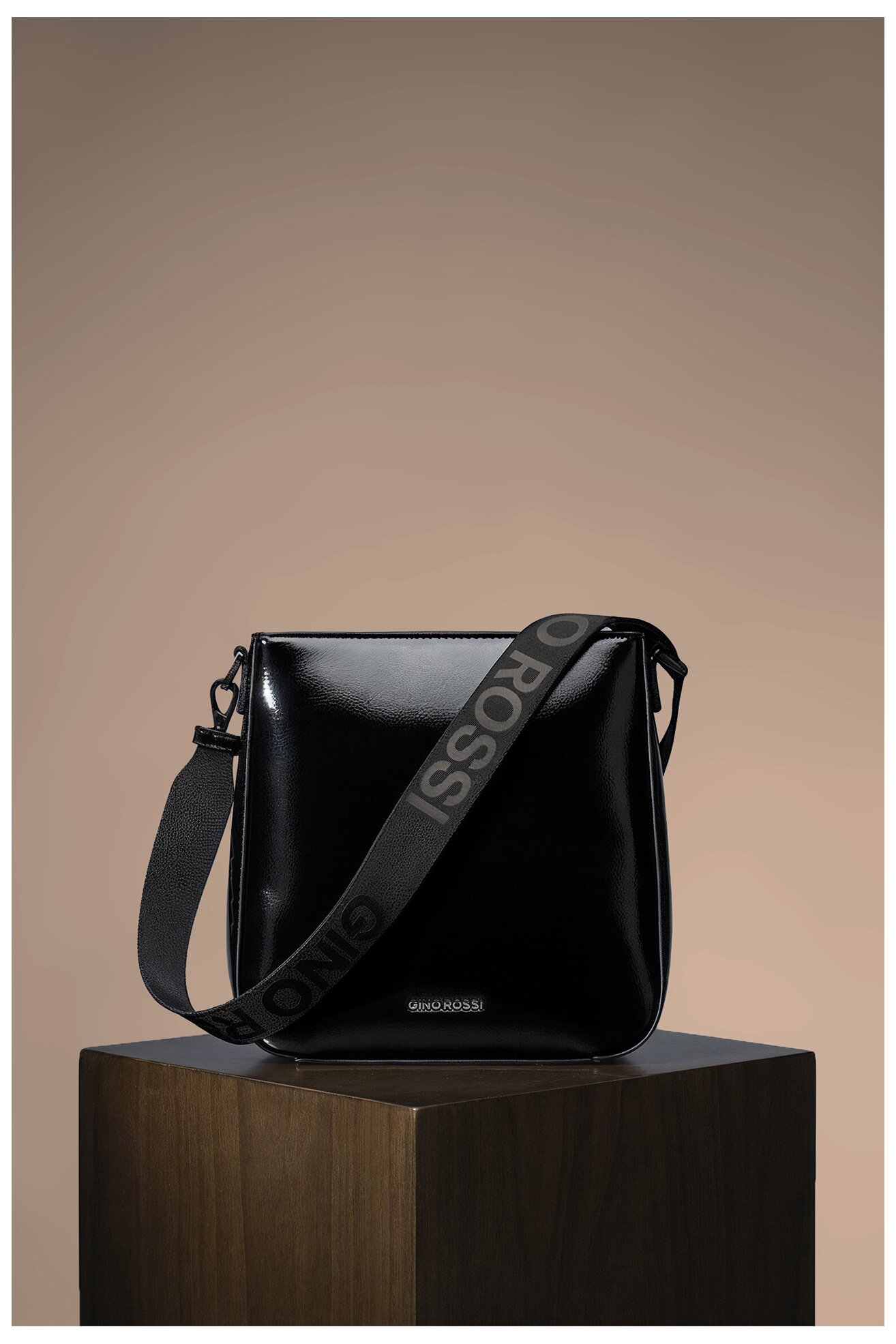 Kézitáska Gino Rossi TYLO-0272 FEKETE