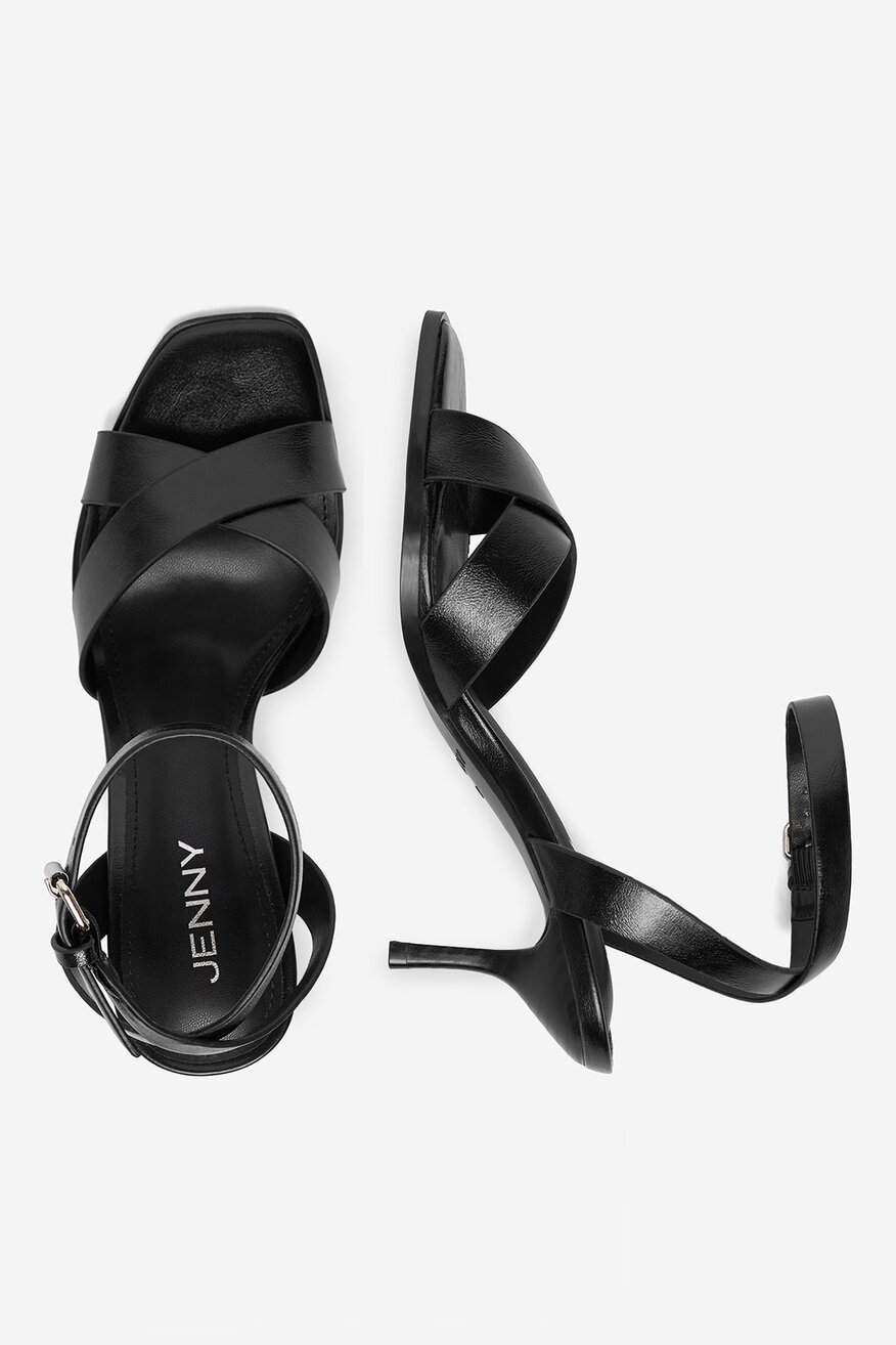 
                Сандалі Jenny ЧОРНИЙ - 5906751857076