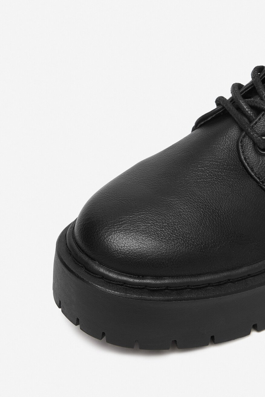 
                Боти DeeZee ЧЕРЕН - 5904410887099