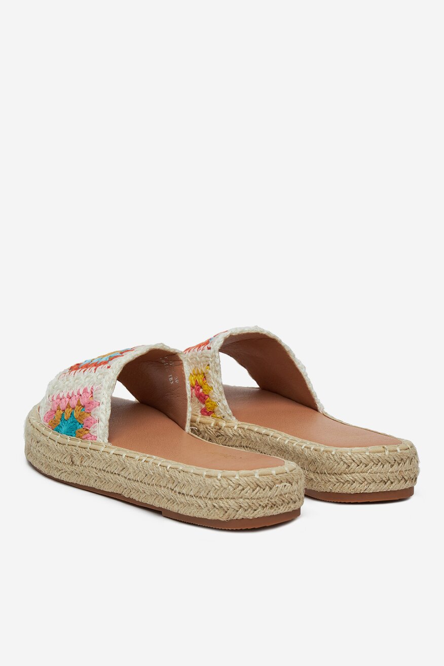 
                Șlapi DeeZee ALB - 5904410861389