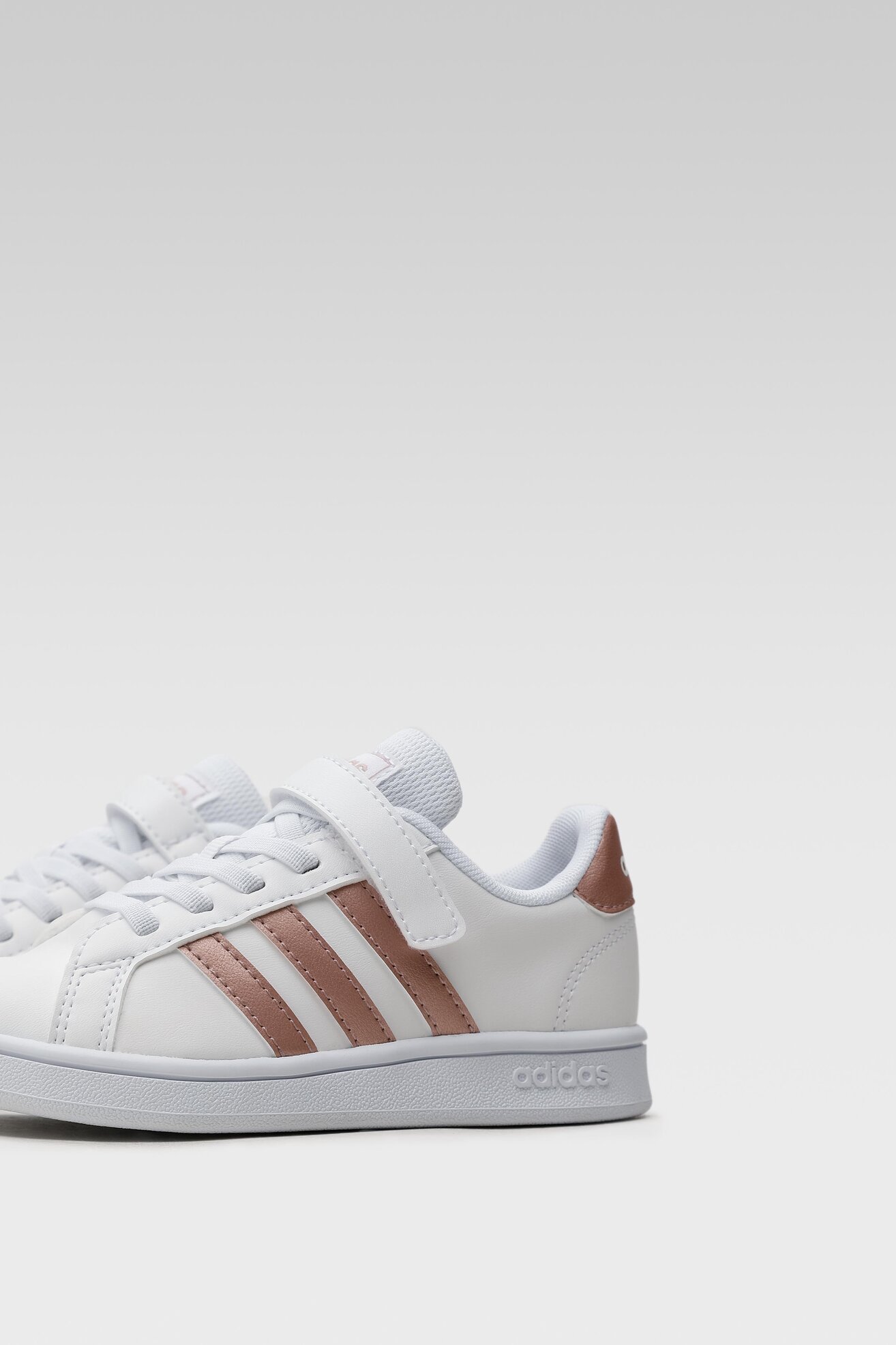 Obuwie sportowe adidas GRAND COURT C EF0107 Biały