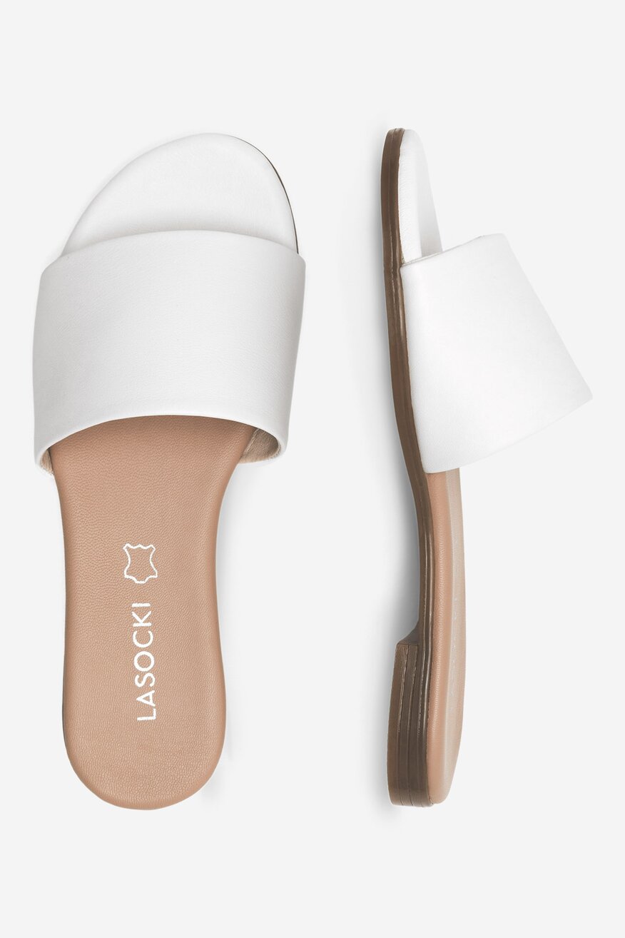 
                Lasocki - Skórzane klapki białe - 5904862818641