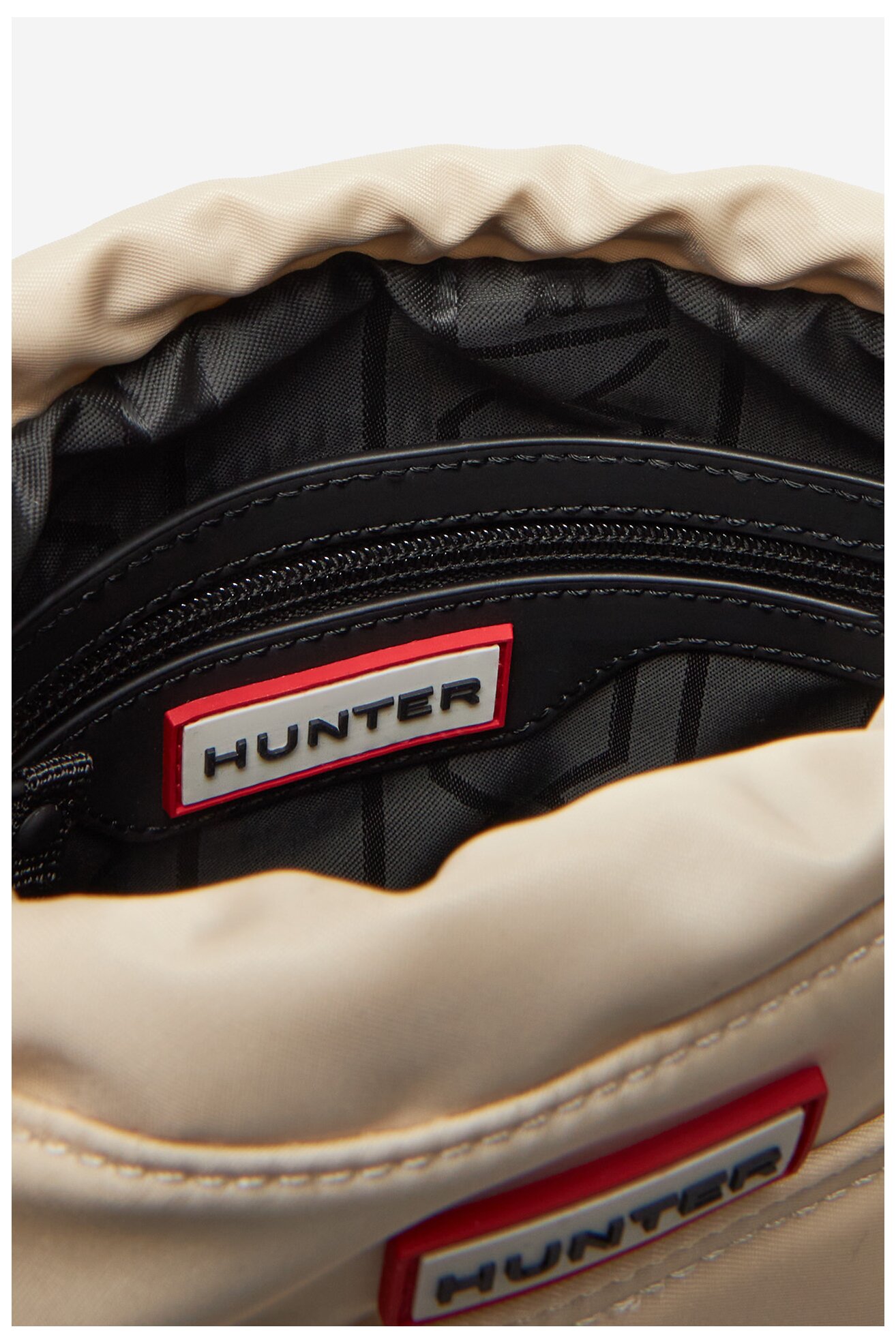 Мъжка чанта HUNTER HTR-B-007-07 БЕЖОВ