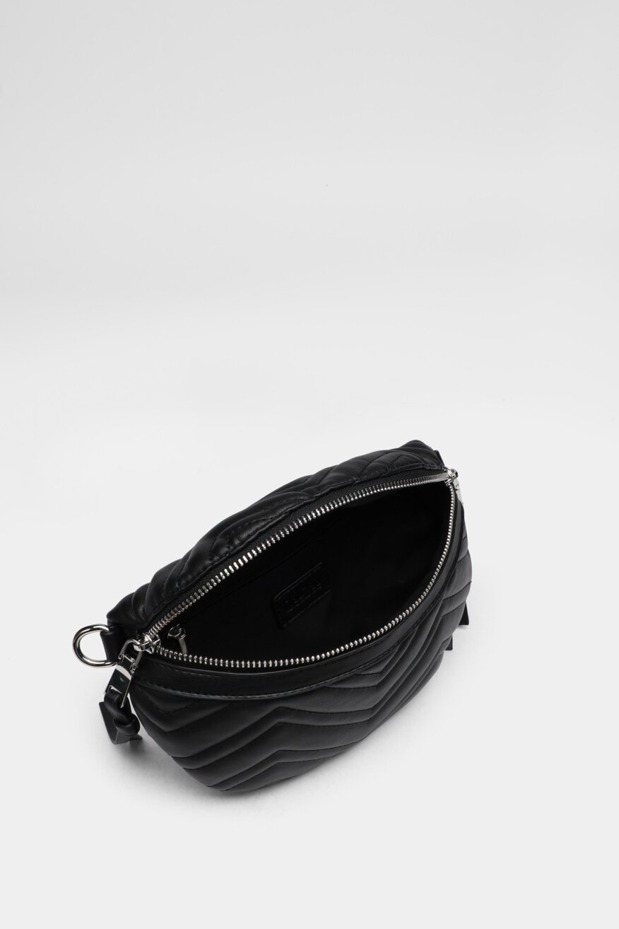 
                DeeZee - Saszetka nerka pikowana czarna - 5903698401676