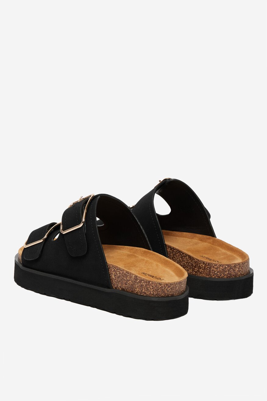 
                        Шльопанець DeeZee CEO-LB-P2181 ЧОРНИЙ - 5906751919378