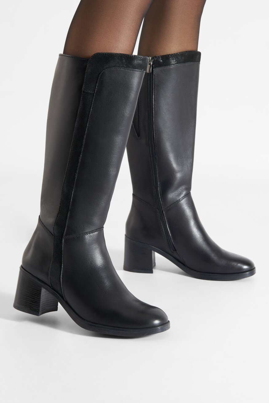 
                Lasocki - Skórzane kozaki czarne - 5904862281056