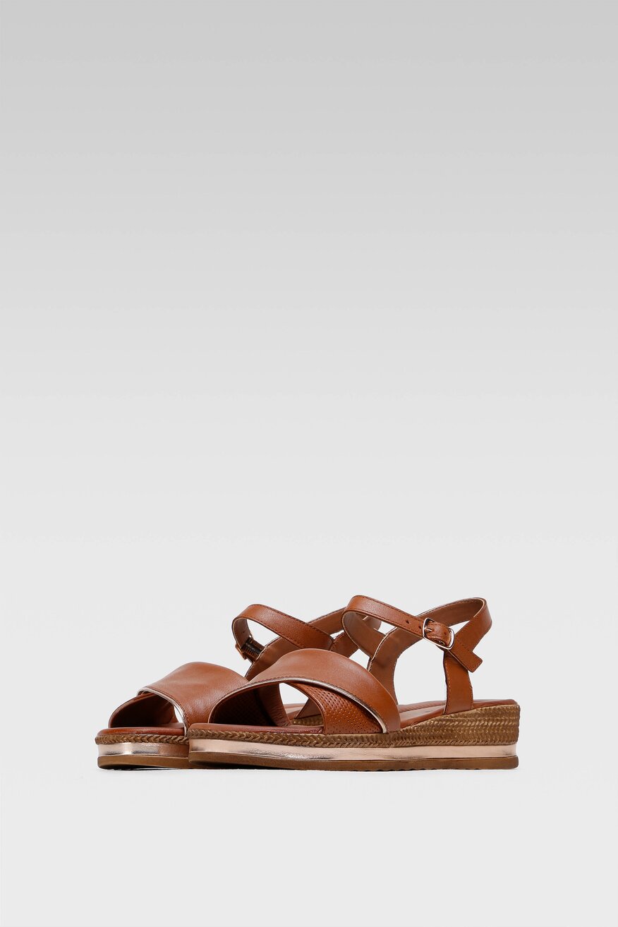 Lasocki - Sandały skórzane na koturnie - 5904248407025