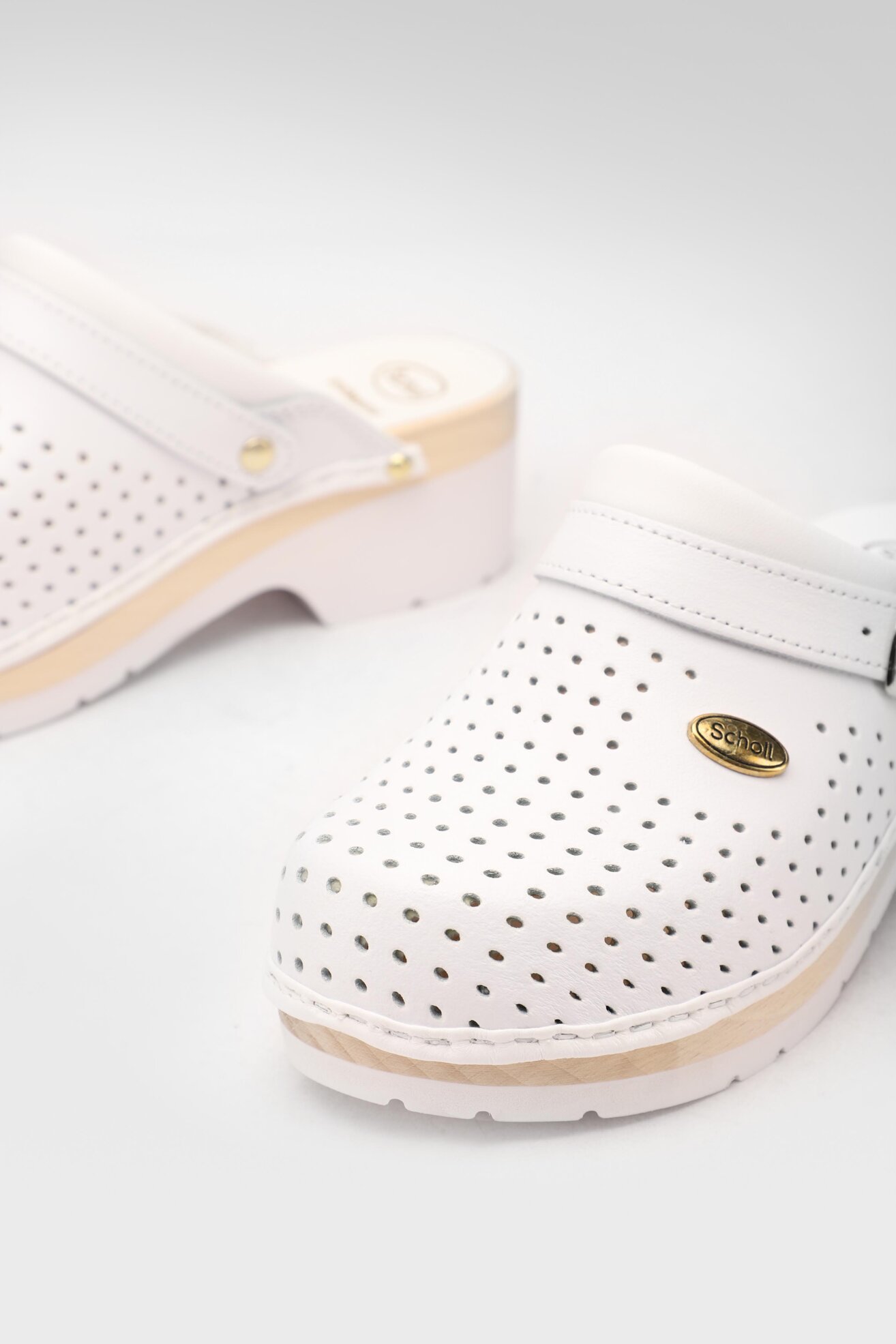 Klapki Scholl F20176 CLOG 1065 Biały