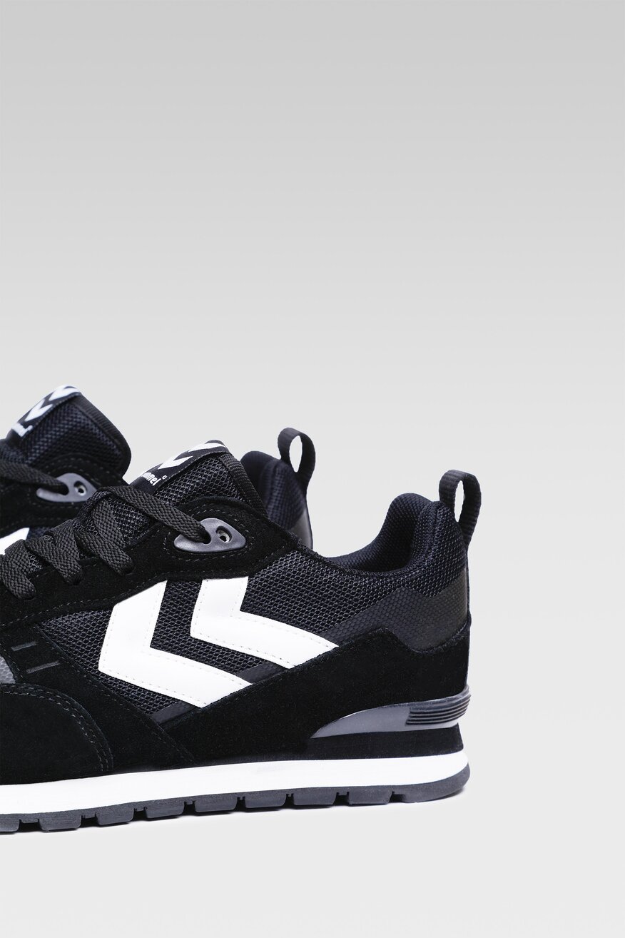 Hummel - Obuwie sportowe czarne sznurowane - 5904248576936