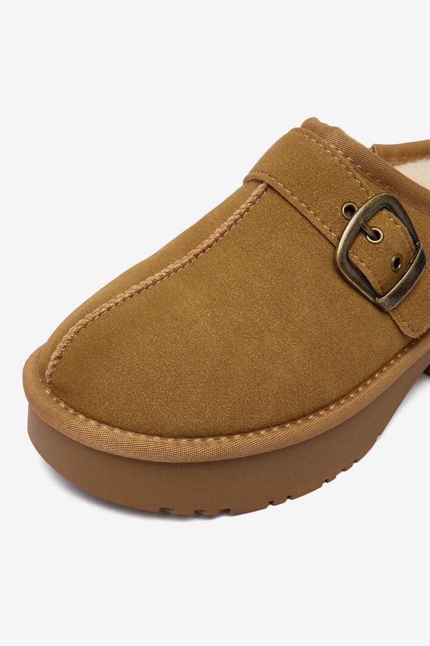 
                Papuci de casă Jenny CREM - 5906751428092