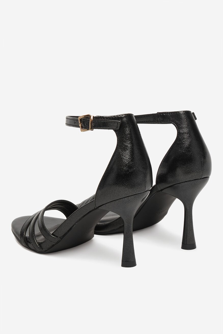 
                Сандали Jenny ЧЕРЕН - 5906751865378