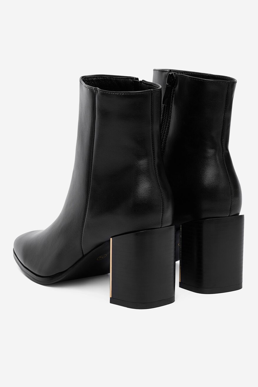 
                Ботильйони DeeZee ЧОРНИЙ - 5904410888485