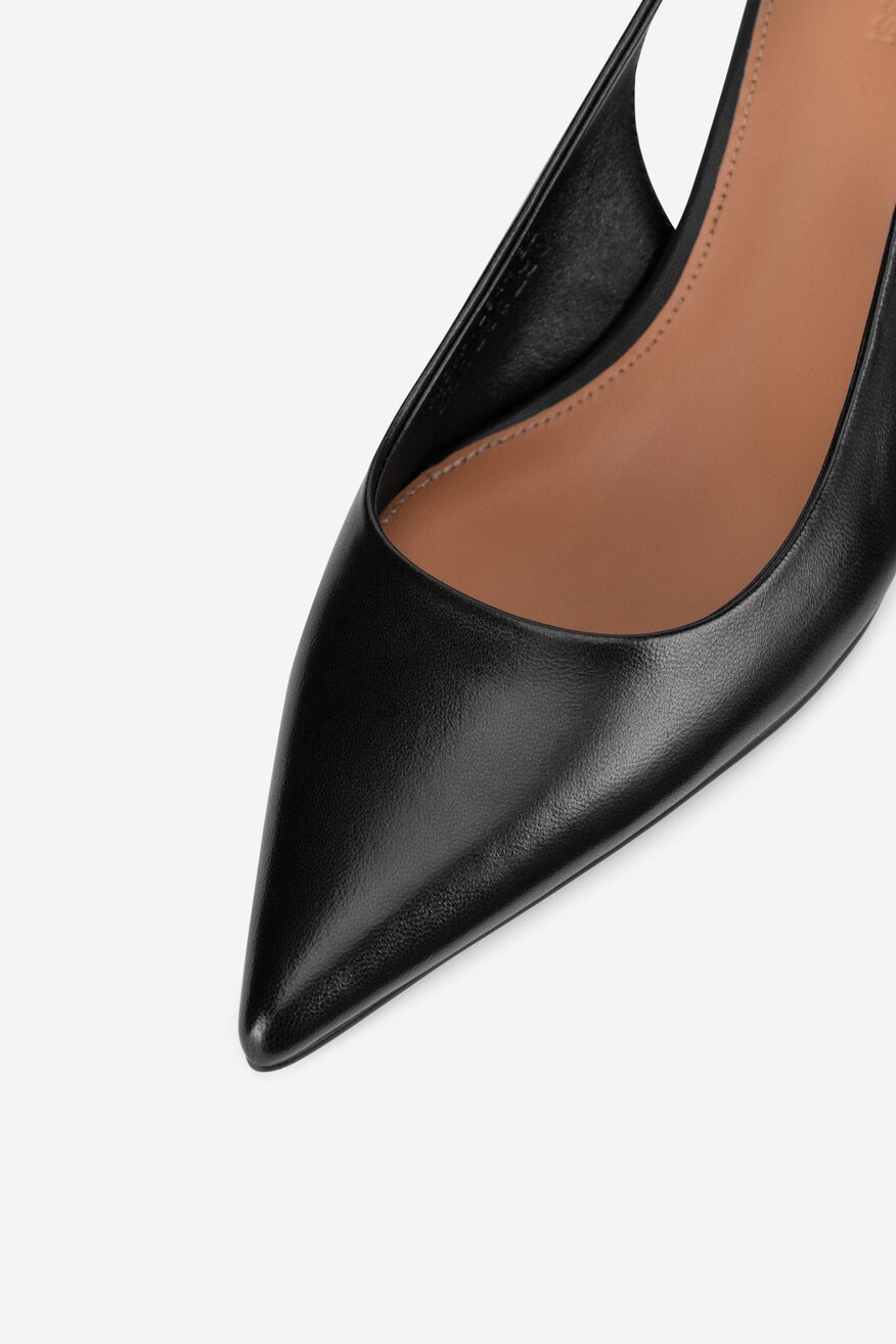 
                Елегантни обувки Gino Rossi ЧЕРЕН - 5903698700557