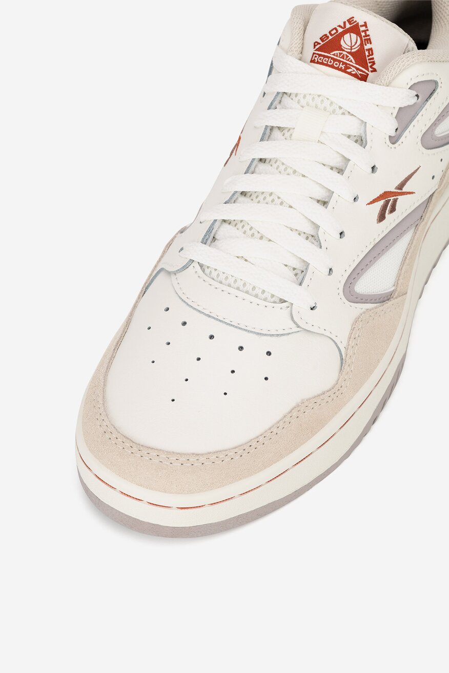 
                Спортни обувки Reebok БЕЖОВ - 5903698590806