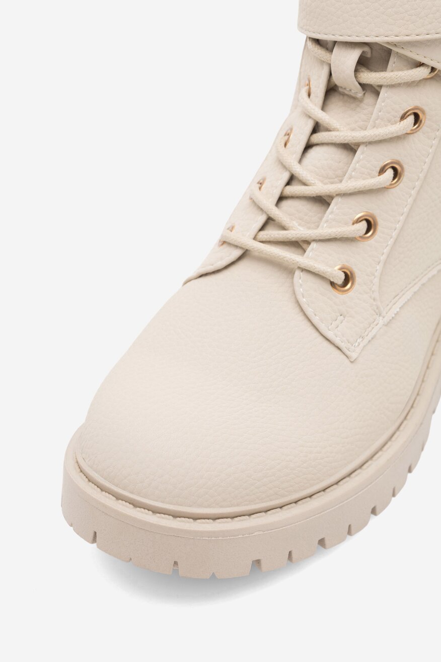 
                DeeZee - Trzewiki - 5905588015956