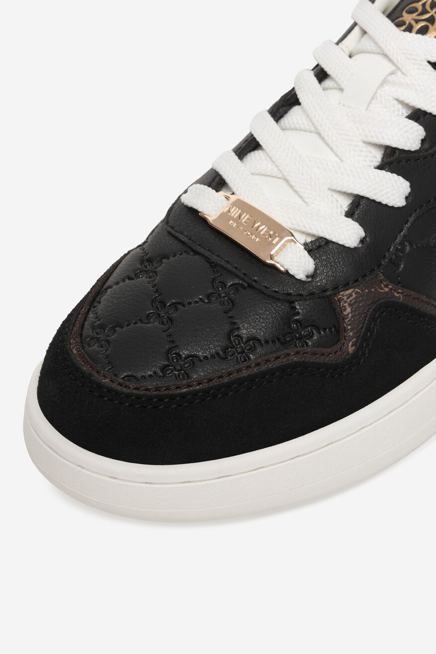 
                NINE WEST - Sneakersy - 5906751871096