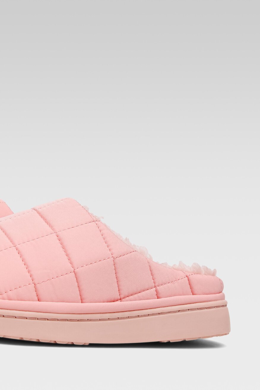 
                Papuci de casă Nelli Blu ROZ - 5904248948290