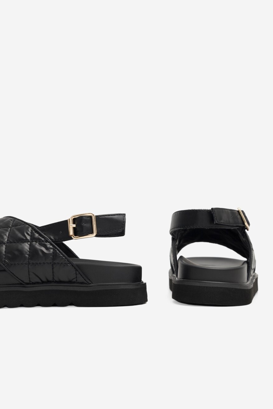 
                DeeZee - Sandały czarne - 5904862777108