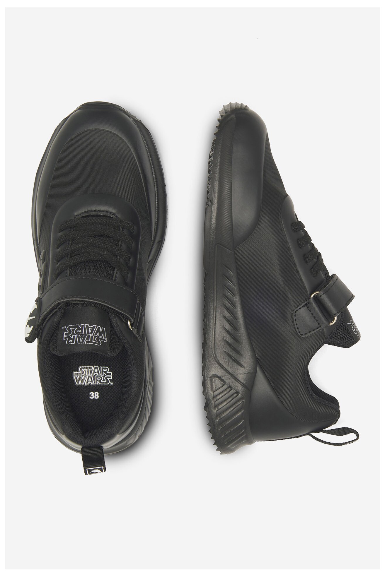 Obuwie sportowe Star Wars BP66-SS24-148SW Czarny