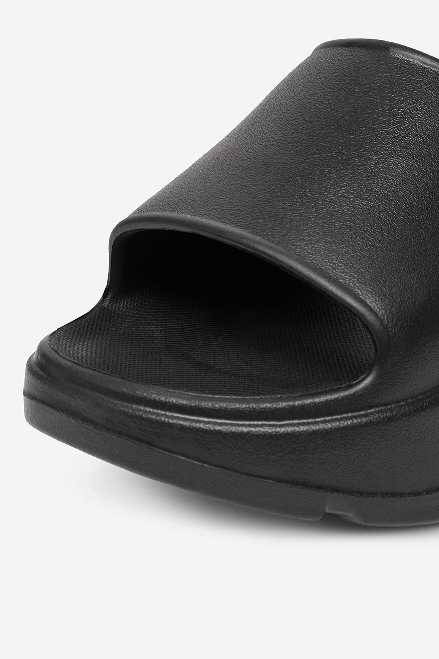 Джапанки DeeZee ЧЕРЕН - 5906751151501