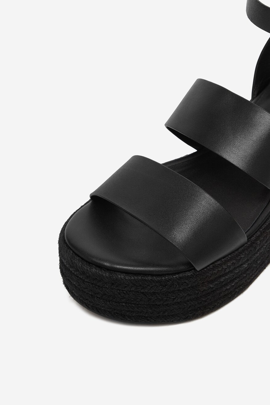 
                Badura - Sandały skórzane - 5906751670385