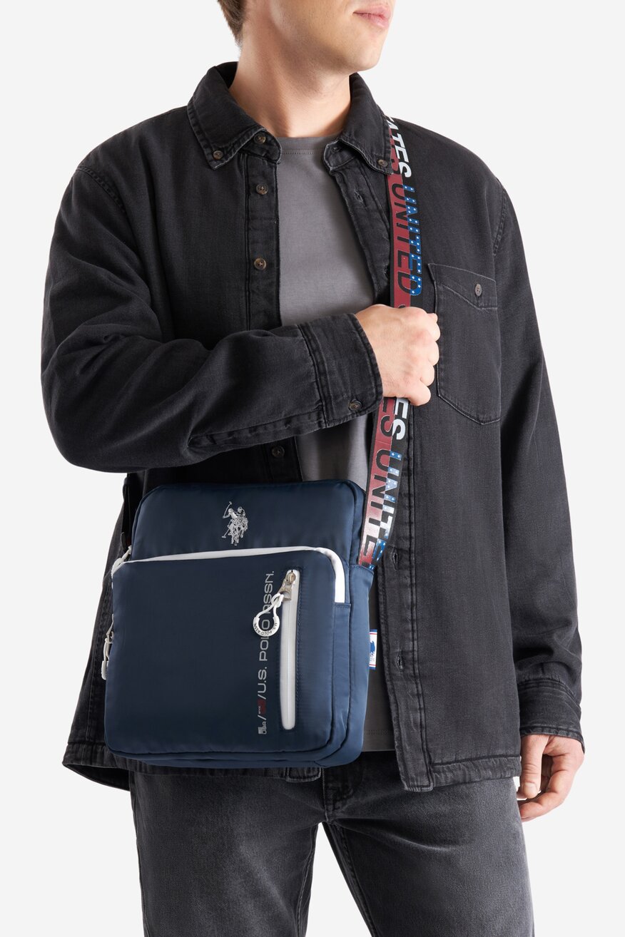 
                U.S. POLO ASSN. - Średnia saszetka - 5905588974598