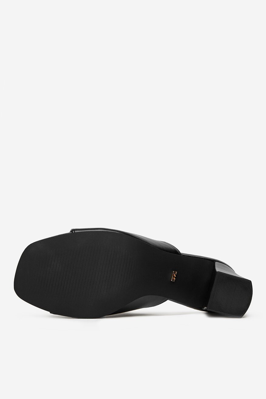 Flip-flop DeeZee FEKETE - 5906751083406
