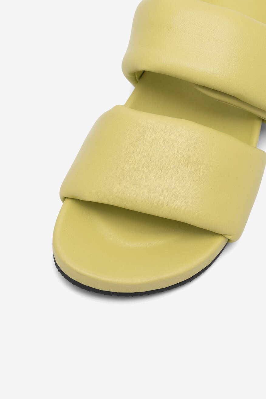 
                RAGE AGE - Skórzane klapki zielone - 5904862670089