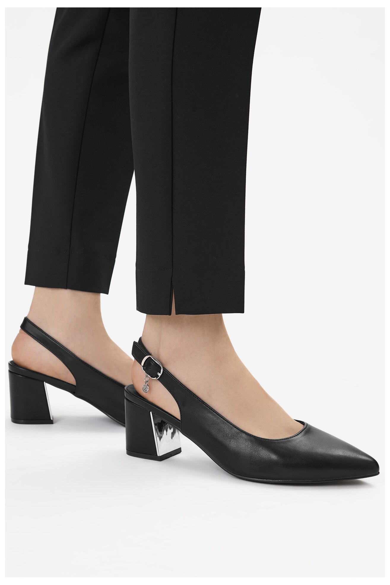 Cipele na štiklu Lasocki CEO-HMS3022-3 CRNA