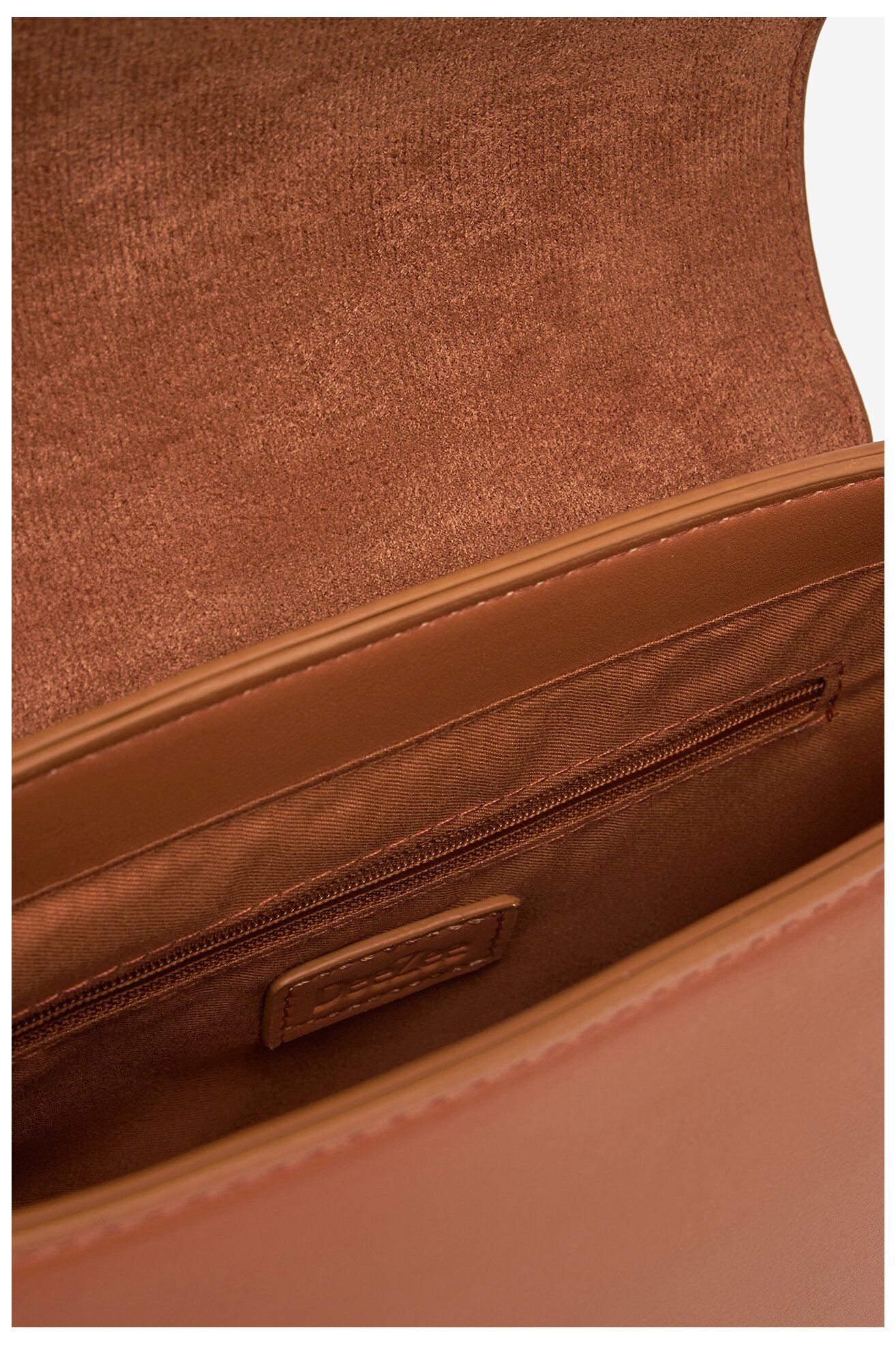 Дамска чанта DeeZee DZE-S-020-07 КАМЕЛ