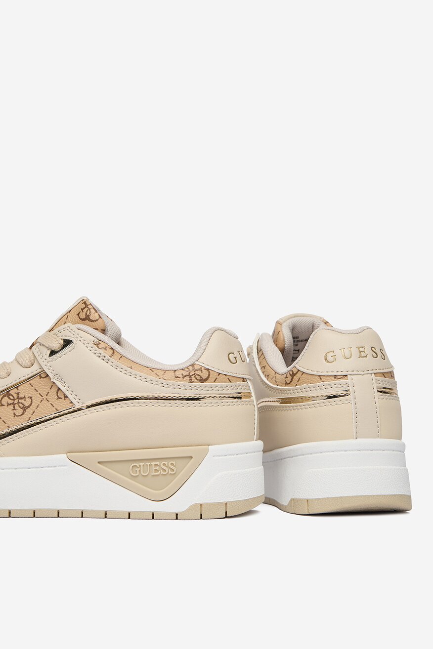 
                Сникърси GUESS KIDS БЕЖОВ - 5906751806869