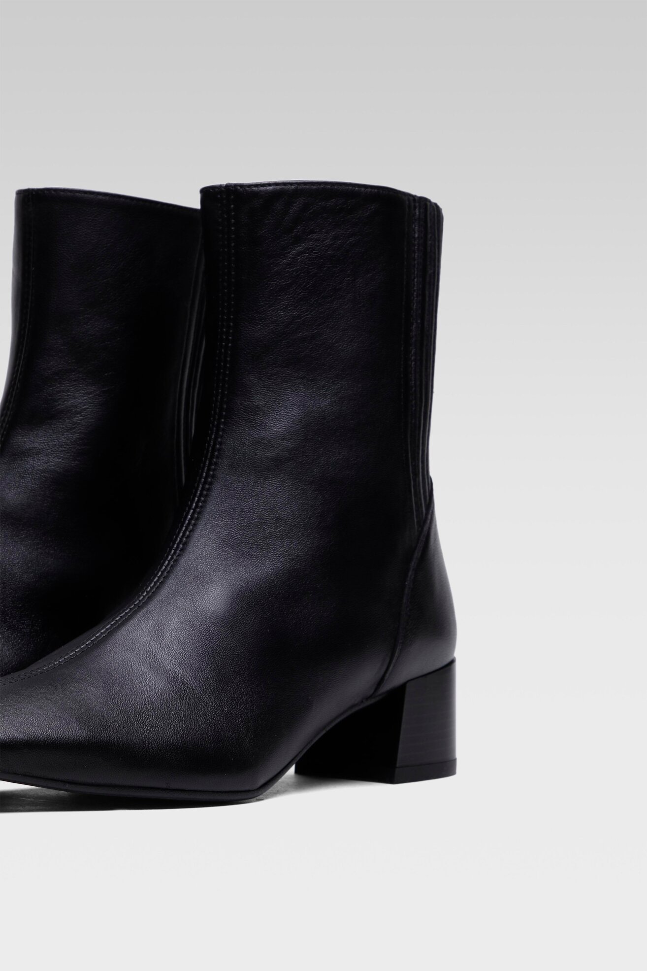 Botki Gino Rossi 185469-03 Czarny