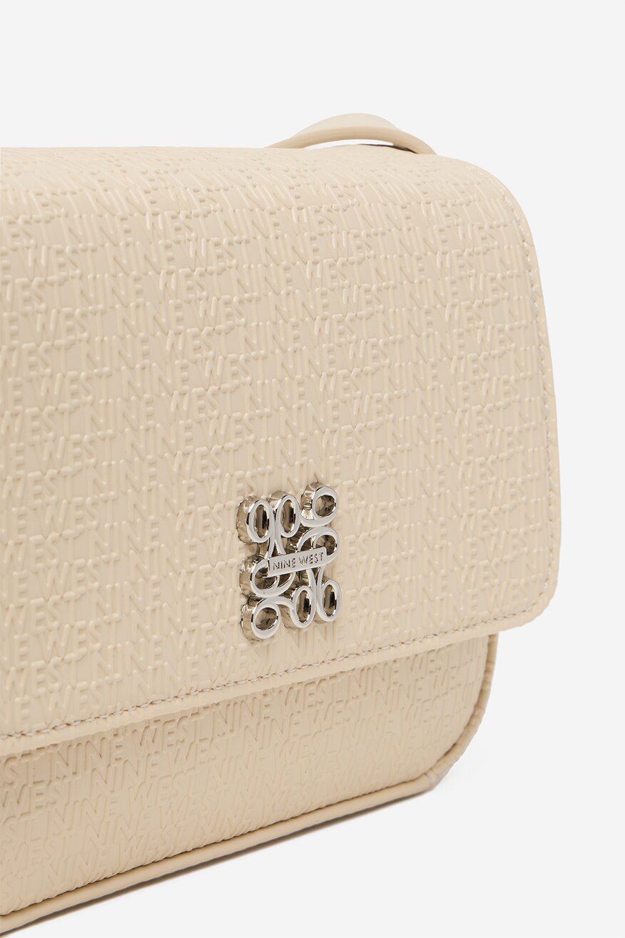 
                Дамска чанта NINE WEST БЕЖОВ - 5906751396513
