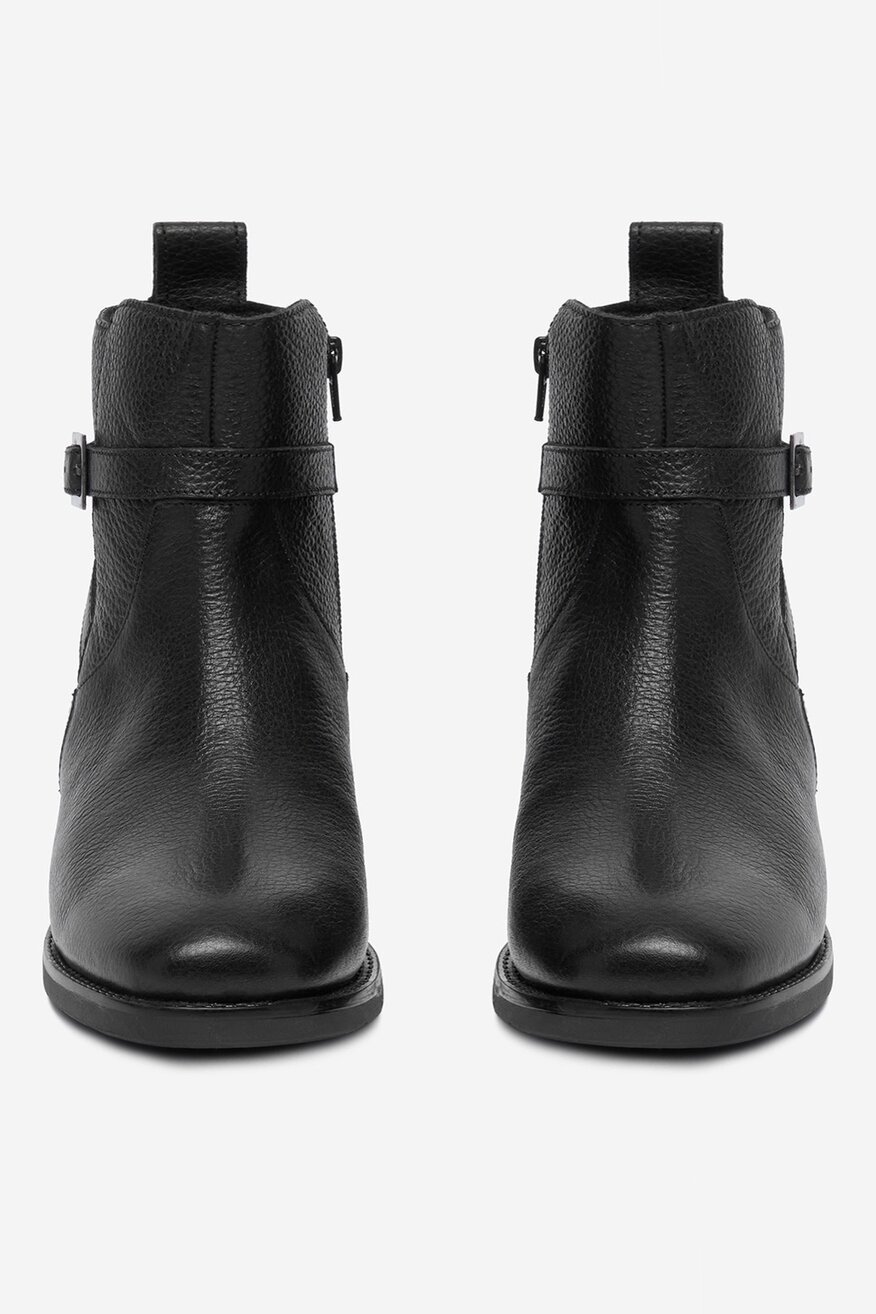 
                Kratke čizme Lasocki CRNA - 5906751325780