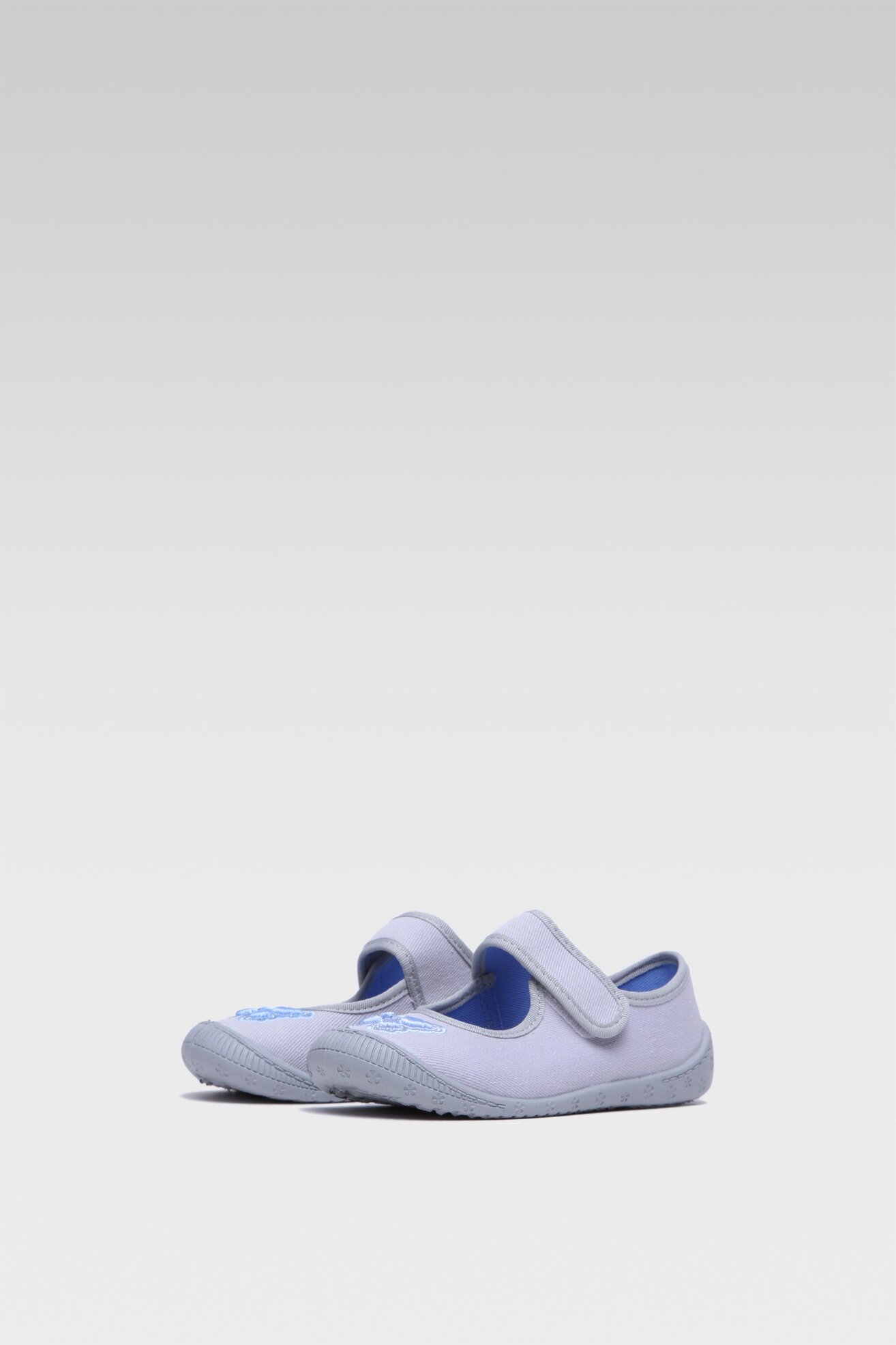 Kapcie MB MB 4R3/18A Szary jasny