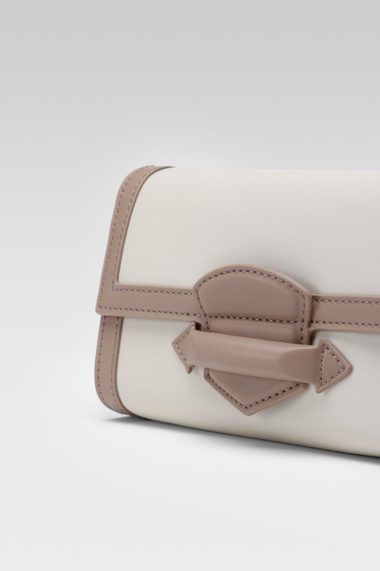 Torebka Gino Rossi CAROLINA CS6449 Beżowy