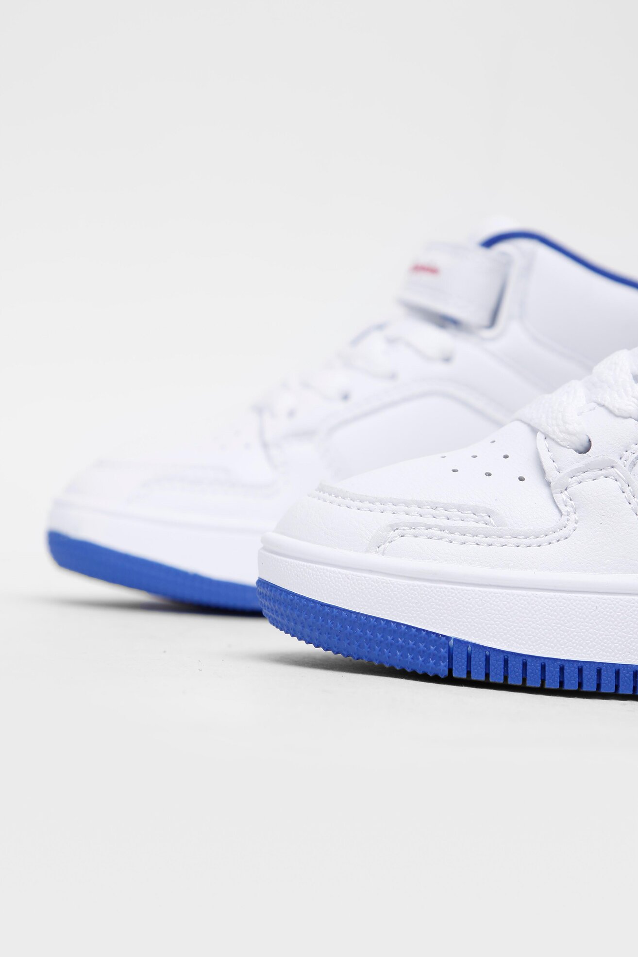 Obuwie sportowe Champion REBOUND 2.0 MID B PS S32262-WW001 Biały